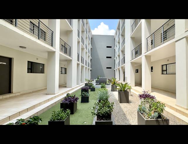 3 BEDROOM APARTMENT FOR SALE IN NORTH RIDING